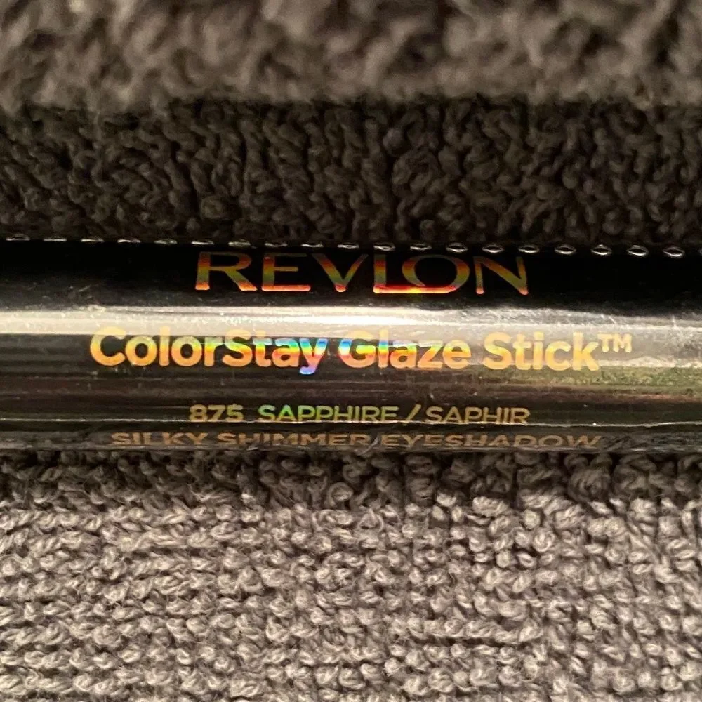 1047 Revlon Colorstay Glaze Stick Silky Shimmer EyeShadow #875 Sapphire